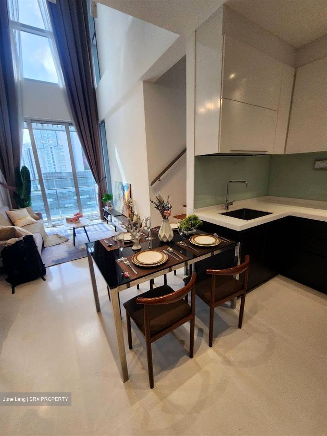 Eon Shenton (D2), Apartment #612070701